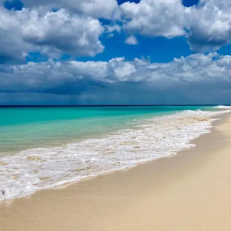 Cozy Boho House In דירה לאחארס