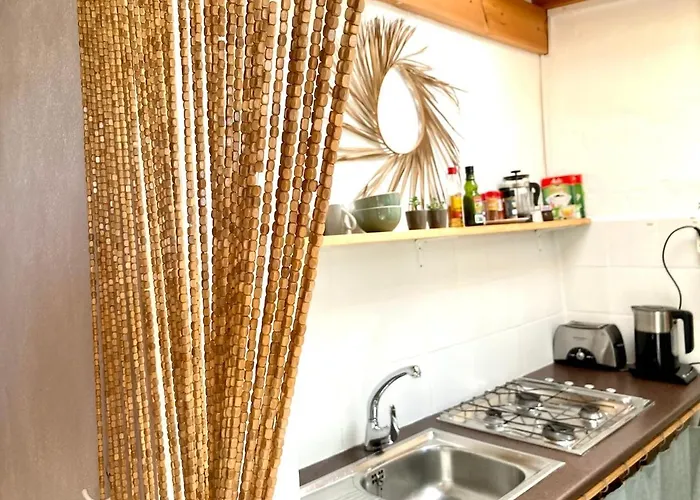 Cozy Boho House In דירה *